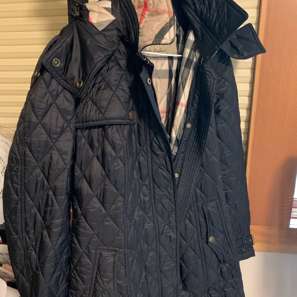 Burberry waterproof coat 100% authentic